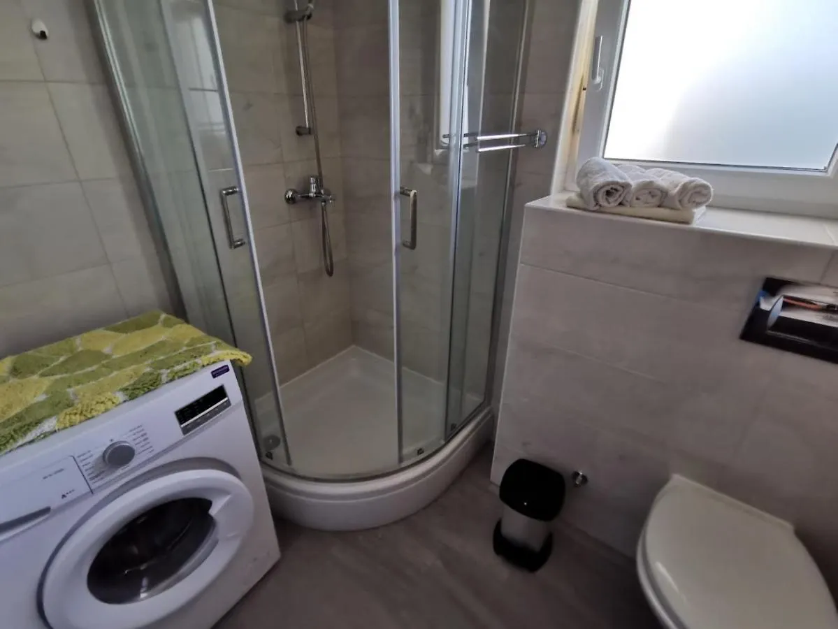 Apartmani Eden Vrsi Mulo Apartamento