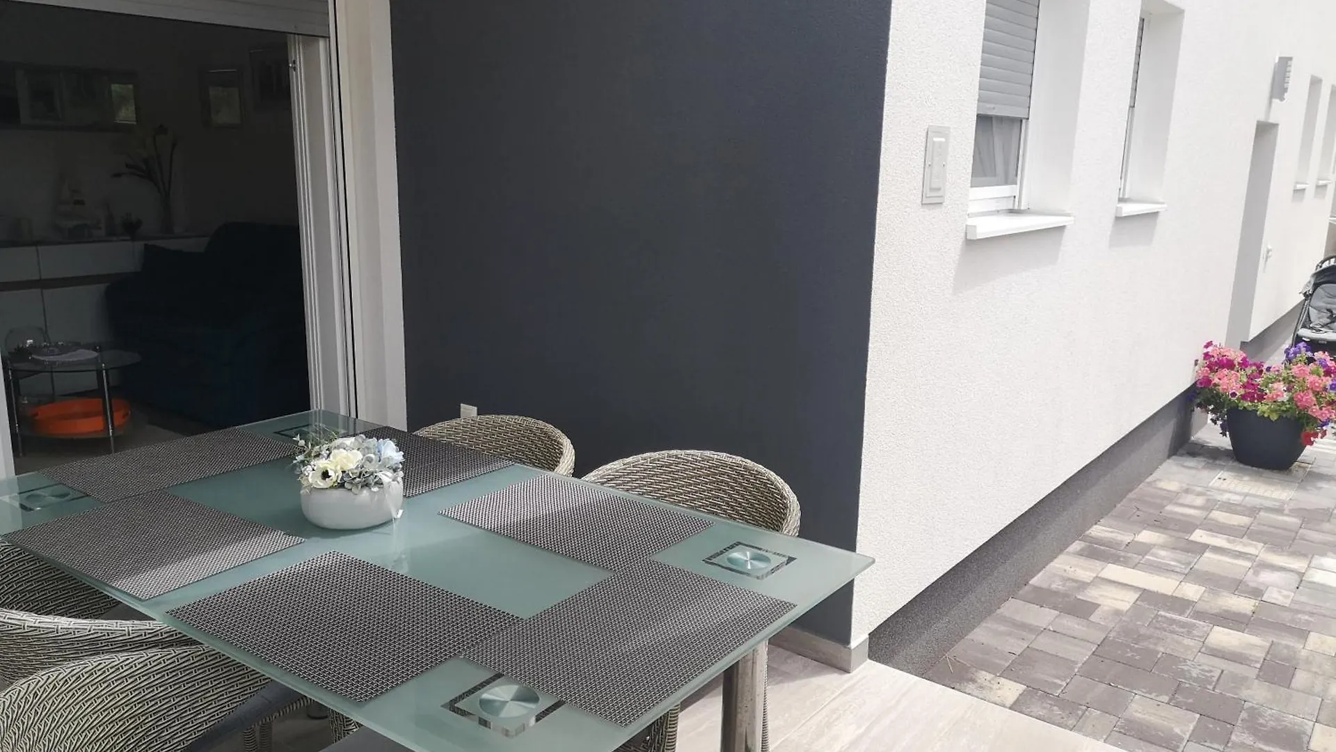 Apartmani Eden Vrsi Mulo 0*,  Croácia