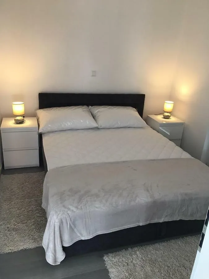 Apartmani Eden Vrsi Mulo