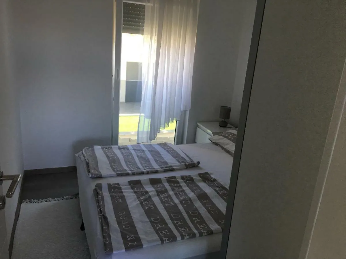 Apartamento Apartmani Eden Vrsi Mulo Croácia